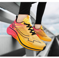 Nouvelles chaussures de course respirantes en mesh avec semelles souples et plaques en carbone, vente en gros du fabricant