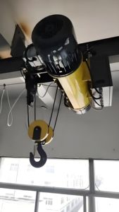 อุปกรณ์ยกขนาดเล็กน้ำหนักเบา 1 ตัน 6 เมตร รอกไฟฟ้าแบบใช้เชือกลวด รอกไฟฟ้าแบบใช้เชือกลวด - Product Image 2