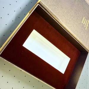 Venta al por mayor respetuoso del medio ambiente Cierre magnético creativo Flip Cover logotipo personalizado <span class=keywords><strong>de</strong></span> cuatro colores impreso vela salud perfume regalo <span class=keywords><strong>caja</strong></span> <span class=keywords><strong>de</strong></span> papel - Product Image 4