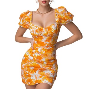 Nuovo arrivo estate donna con stampa floreale arricciato <span class=keywords><strong>Mini</strong></span> <span class=keywords><strong>abito</strong></span> a forma di cuore collo a sbuffo manica corta <span class=keywords><strong>arancione</strong></span> <span class=keywords><strong>abito</strong></span> Sexy per le donne - Product Image 5