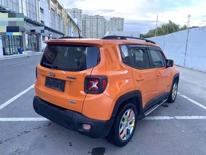 Auto Usado con Personalización Interior Disponible, Jeep Renegade 2017 2018 2019, SUV Automático - Product Image 5