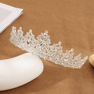 Vente en gros alliage d'or diadème diadème <span class=keywords><strong>couronne</strong></span> ensemble cristal strass coloré <span class=keywords><strong>mariage</strong></span> <span class=keywords><strong>coiffure</strong></span> chapeaux japon coréen style princesse - Product Image 3