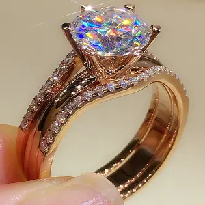 Huitan 패션 반지 보석 여성 큰 라운드 컷 다이아몬드 Cz 지르코니아 약혼 반지 로즈 골드 도금 결혼 반지