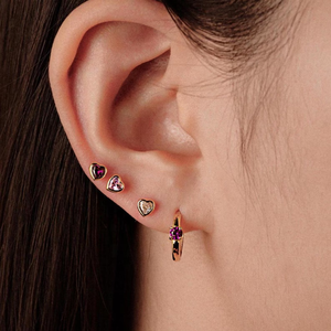 Pendientes de Plata de Ley 925 con Circonita Cúbica, Chapados en Oro de 18K, Piedras Multicolores de 4.2mmx4.2mm, Forma de Corazón Simple - Product Image 2