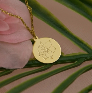 Vendita calda collana pendente con narciso in oro 18k realizzata a mano gioielli di fiori di primavera regalo perfetto simbolo di nuovi inizi - Product Image 1