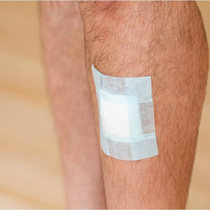 Strong Hold Pain-Free Removal Tape, Silicone Adhesive, Secures Dressing and Lifts Away Cleanly - 1 in X 4 Yds, 1 <b>Roll</b> of Tape - Product Image 4