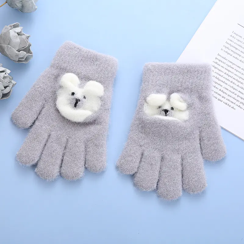 Colourful Plush Kids Warm Student Knitting Cartoon Bear Pattern Winter Gloves