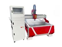 Routeur CNC à tête unique 1325 pour le bois avec table à vide, contrôle NC Studio 3 axes, zone de travail 1300x2500, pompe et engrenages