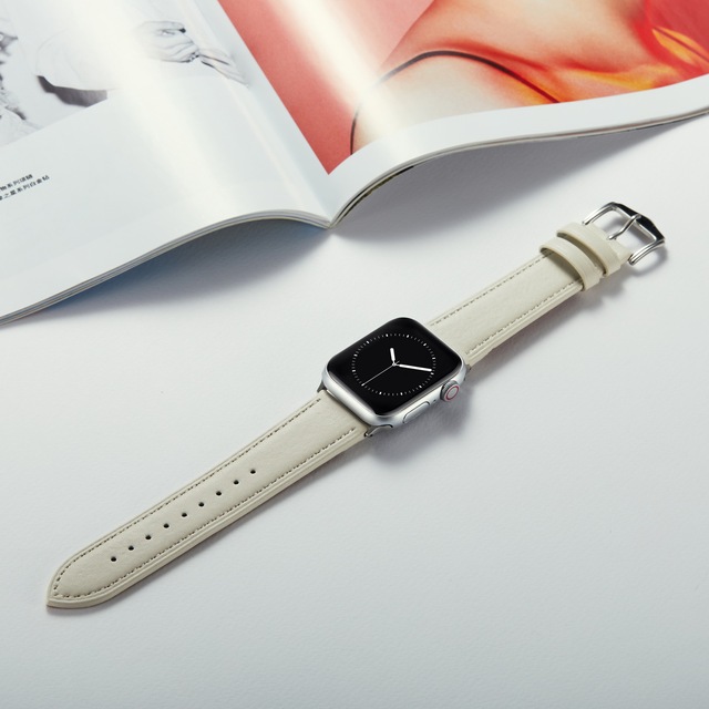 Luxury Leather Watch Band for Apple Watch Series 38/40/41/42/44/45/49 Soft Comfortable Sport Strap Replacement Watch Band