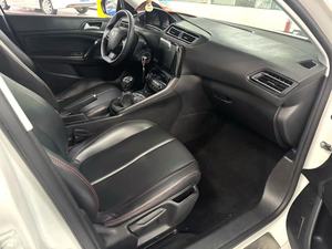 Auto Usado de Alta Calidad, <span class=keywords><strong>Peugeot</strong></span> 308 2018, 1.6L, Automático, Sedán Elegante y Moderno, Bien Mantenido, <span class=keywords><strong>Segunda</strong></span> <span class=keywords><strong>Mano</strong></span>, Volante a la Izquierda - Product Image 5