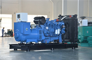 <span class=keywords><strong>Prix</strong></span> réduit 400v Yuchai Engine <span class=keywords><strong>630</strong></span> <span class=keywords><strong>Kva</strong></span> 1000kva 1000kw Marine diesel Genset Generador SET Generador - Product Image 3