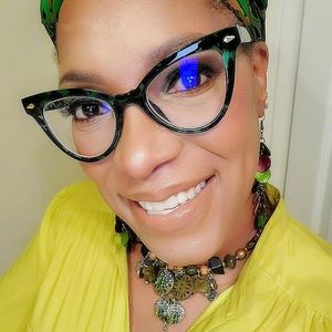 Gafas de Sol para Mujer con Logotipo Personalizado, Montura Retro de Moda con Diseño de Leopardo Verde, Gafas con Protección Anti Luz Azul - Product Image 2