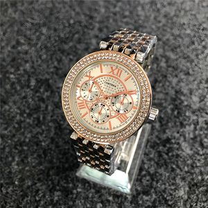 Reloj de Lujo para Mujer, Nuevo, Chapado en Oro, Cuarzo, Esfera de 38 mm, Correa de 20 mm, Estilo Ejecutivo, Línea Premium - Product Image 1
