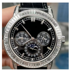 Montres de luxe de créateurs au style hip-hop ont passé le test. <span class=keywords><strong>Ils</strong></span> sont dotés d'un mouvement automatique en saphir VVS D. - Product Image 3