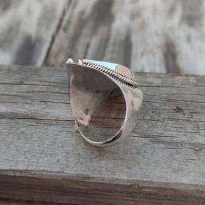 Bague cocktail A080 en labradorite, forme goutte d'eau, sertissage clos, pierre naturelle, bijou unisexe, cadeau tendance - Product Image 6