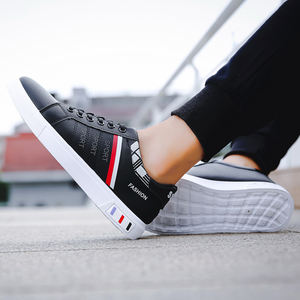 H07 LYKU Mocasines Blancos Casuales para Hombre, Parte Superior de Malla Transpirable, Zapatos Modernos para Otoño - Product Image 3