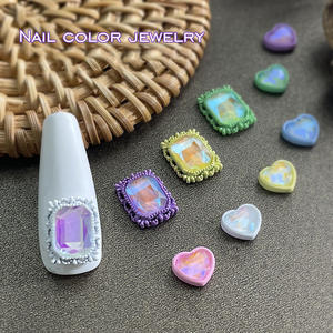 <span class=keywords><strong>Petit</strong></span> <span class=keywords><strong>Macaron</strong></span> japonais frais et adorable couleur en forme de cœur Rectangle strass pierres précieuses peinture en aérosol accessoires pour ongles - Product Image 1