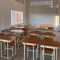 Mobilier scolaire primaire chaise d'étude pour étudiant unique contreplaqué Durable conception en bois ensemble de bureau et de chaises de salle de classe