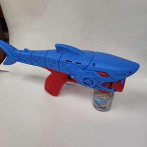 Nouveau jouet pour enfants à bulles de <span class=keywords><strong>savon</strong></span> de requin, célèbre sur Internet, électrique, sonore et lumineux, avec 12 trous, fabricant de bulles de <span class=keywords><strong>savon</strong></span> - Product Image 4