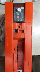 Variateur de fréquence (VFD) haute performance pour courant alternatif, fourni directement par l'usine, modèle MC07B0008-2B1-4-00, pour applications industrielles, fréquence de puissance NA - Product Image 4