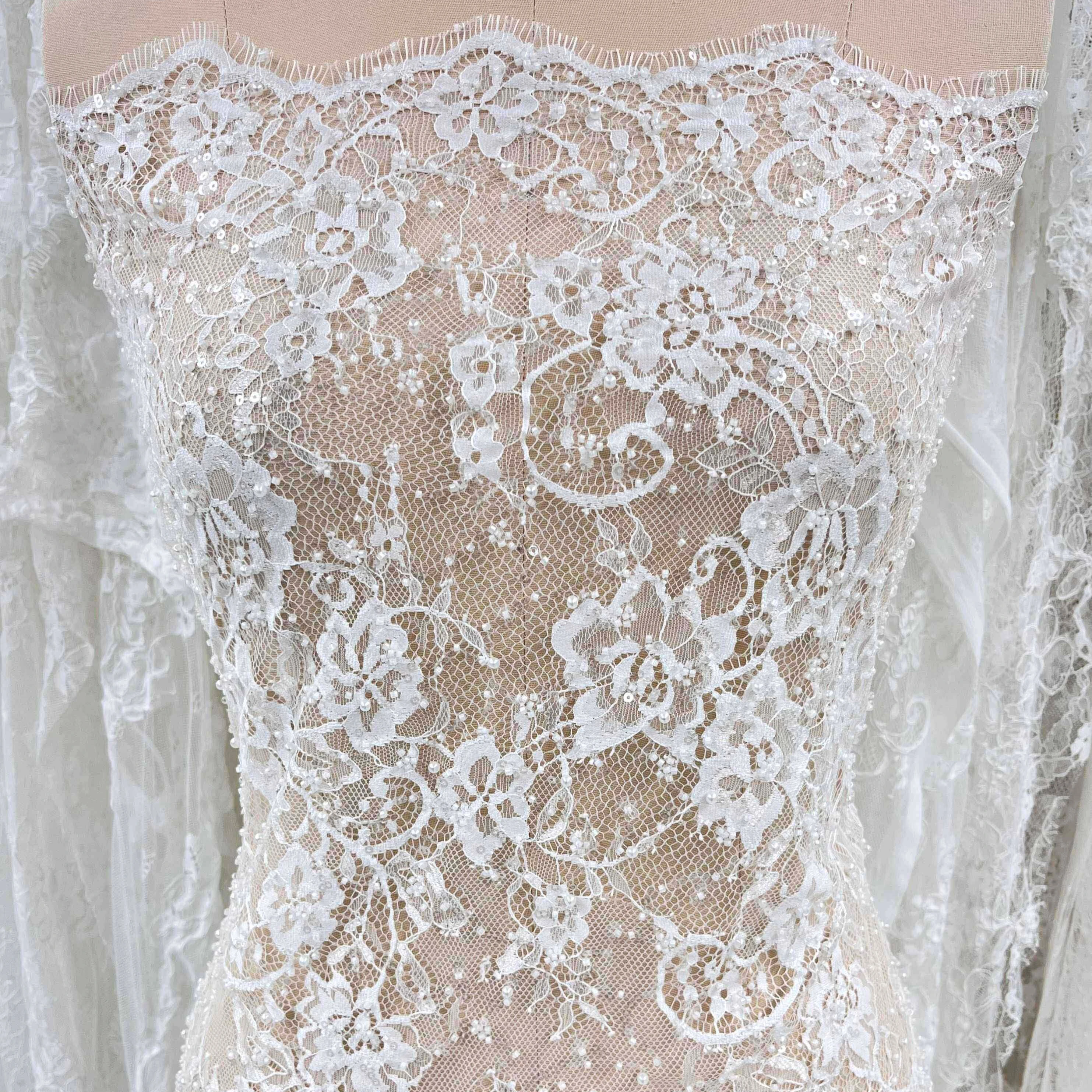 Luxurious Chantilly Beaded Lace Fabric for Wedding Dress