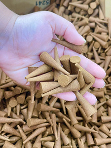 Conos de Incienso de Agarwood Natural, Hechos a Mano, Ecológicos, Orgánicos, de Larga Duración, Aroma a Oud Vietnamita - Product Image 2