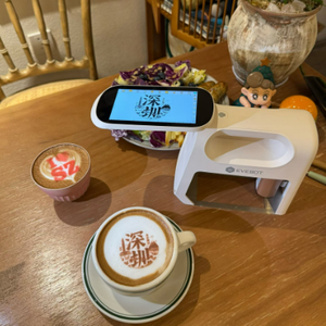 เครื่องพิมพ์กาแฟอัตโนมัติเต็มรูปแบบ EVEBOT เครื่องพิมพ์อิงค์เจ็ทแบบแท่นราบสำหรับอาหาร เครื่องพิมพ์ลายลาเต้อาร์ต เครื่องพิมพ์กาแฟแบบพกพา - Product Image 2