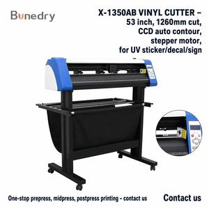 Traceur de découpe automatique à contour CCD Heat Press X-1350AB, alimentation 1350 mm, découpe 1260 mm, moteur pas à pas pour autocollants, décalcomanies, impression UV, signalétique - Product Image 1