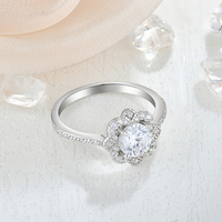 Bague de fiançailles Halo fleurie en argent sterling 925 avec pierres pavées latérales, alliance de mariage à coupe ronde, bague de promesse pour femme
