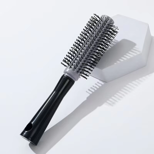 Cepillo Desenredante Portátil Personalizado al por Mayor con Ventilación Curva Antiestática y Masaje para el Cuero Cabelludo, con Logotipo, para Todo Tipo de Cabello - Product Image 4