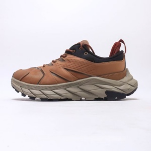 รองเท้ากีฬาเดินป่าปีนเขา HOKAS รุ่น Unisex กันน้ำ กันลื่น พื้น Vibram ยึดเกาะพื้นได้ดี สำหรับทุกสภาพพื้นผิว เหมาะสำหรับกิจกรรมกลางแจ้ง เดินป่า ปีนเขา - Product Image 3