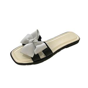 Fashionable Versatile Soft <b>Soled</b> Beach Shoes For Outerwear Paired With Casual Flat Slippers For Women - Product Image 1
