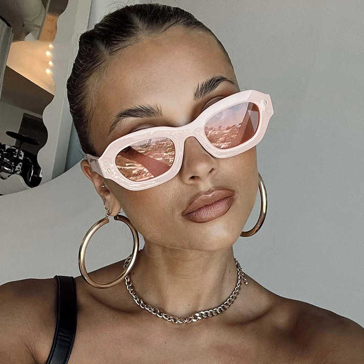 Vintage Clear Pink Sunglasses Women 2024 New Summer Classic Small