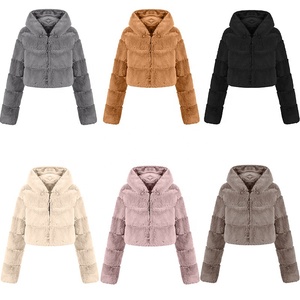 Vestes en fausse <span class=keywords><strong>fourrure</strong></span> grande taille pour femmes avec capuche manteaux courts en fausse <span class=keywords><strong>fourrure</strong></span> pour dames - Product Image 6