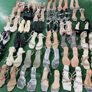 รองเท้าแตะผู้หญิงมือ<span class=keywords><strong>ส</strong></span>องดีไซน์พิเศษและมีเอกลักษณ์เฉพาะตัว รองเท้ามือ<span class=keywords><strong>ส</strong></span>องขายส่งแบบยกกระ<span class=keywords><strong>ส</strong></span>อบ - Product Image 4