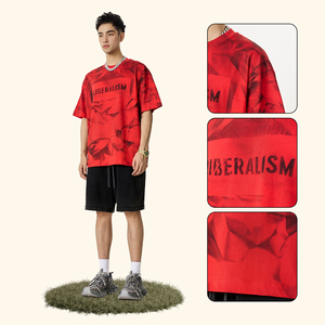 T-shirts d'été premium pour hommes, style streetwear américain, coupe ample, bords effilochés, finition batik cirée et vieillie - Product Image 4