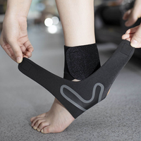 Attelle de cheville élastique réglable, manchon de compression respirant pour le soulagement de la douleur, la récupération et la protection anti-entorse de la voûte plantaire