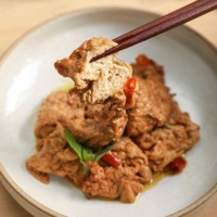 Daging Nabati Beku Tiruan Ayam Tiga Cup Gaya Taiwan Vegan, Sudah Dibumbui, Grosir OEM