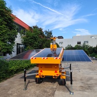 Tour d'éclairage solaire mobile extérieure avec panneaux haute efficacité, mât réglable et batterie rechargeable pour sites de travail éloignés