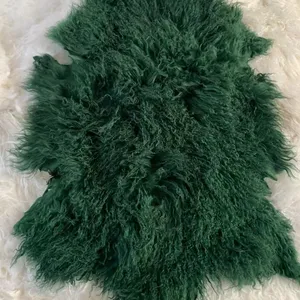 High Quality Dressed Tibetan Lambskin Fur Hide Long Curly Hair Mongolian Sheep Skin Fur Plate Wool Throw Fluffy Bed Throw
