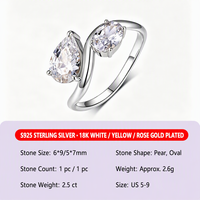 Fabricant de bijoux en moissanite VVS couleur D sur mesure, vente en gros, bague en argent sterling 925 à deux pierres de forme poire et ovale pour femme