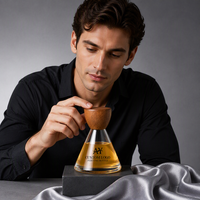 Flacon de parfum de luxe en verre transparent de 50 ml, en forme de cône, avec couvercle en bois, pour coffret cadeau de marque de beauté, voyage, hôtel, atomiseur