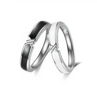Bagues de couple entrelacées en acier inoxydable, design minimaliste noir et argenté pour promesse d'anniversaire et bijoux assortis