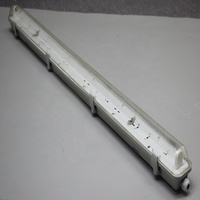 Lumière LED Triproof de Haute Qualité IP65 Ik08 pour Tube en Verre Plastique Philips T8 Éclairage 18W 2x18w Montage au Plafond
