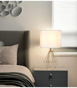 Avatto — <span class=keywords><strong>lampe</strong></span> de table nordique moderne et de luxe, en laiton doré, pour chambre à coucher, vente en gros - Product Image 5