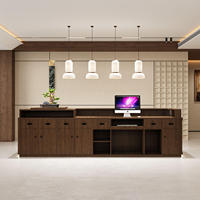 Nouveau bureau d'accueil carré en rotin de style chinois avec grain de bois et éclairage LED, rangement intégré pour hôtel boutique et bureau