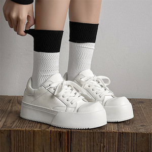 Nouvelles chaussures de luxe pour hommes, chaussures décontractées, version originale, chaussures de sport en stock, chaussures habillées à bout rond - Product Image 4