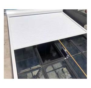 Persiana Enrollable Horizontal de Aluminio de Diseño Moderno para Terraza, Piscina, Hotel, Montada en el Techo - Product Image 1