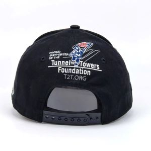 Casquette de sport de course à broderie personnalisée de haute qualité, vintage rouge et noir, 6 panneaux, casquette de baseball ajustée rétro, motif taureau - Product Image 5