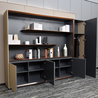Meuble de bureau de direction moderne et luxueux sur mesure avec bibliothèque et étagère de rangement